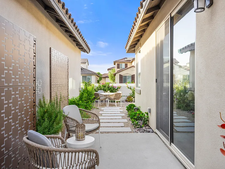 Outdoor Lanai