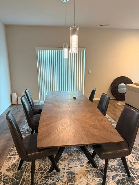 5 bed, 3011 sqft, $5,500 — Photo 3