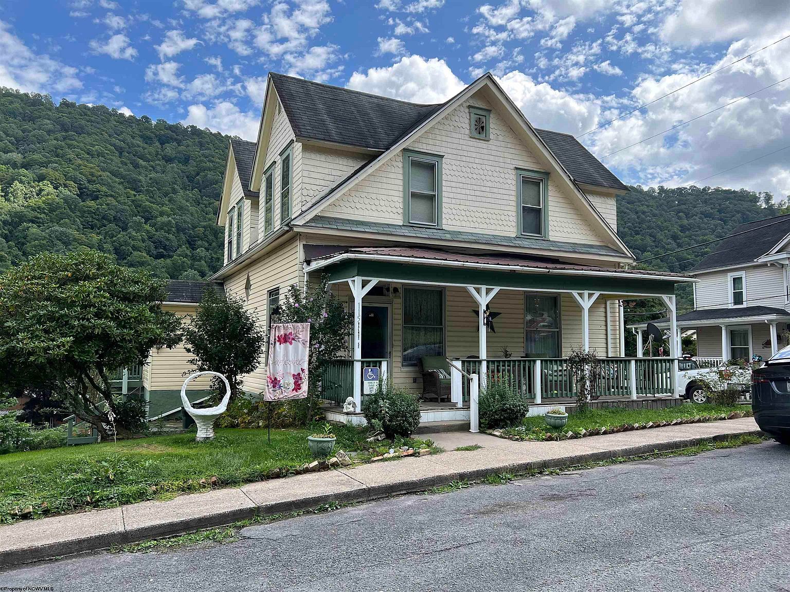 115 Walnut St, Rowlesburg, WV 26425 MLS 10146454 Zillow