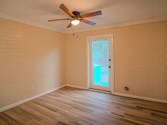 4th image of 802 W Maryland Ave #4134dee5a