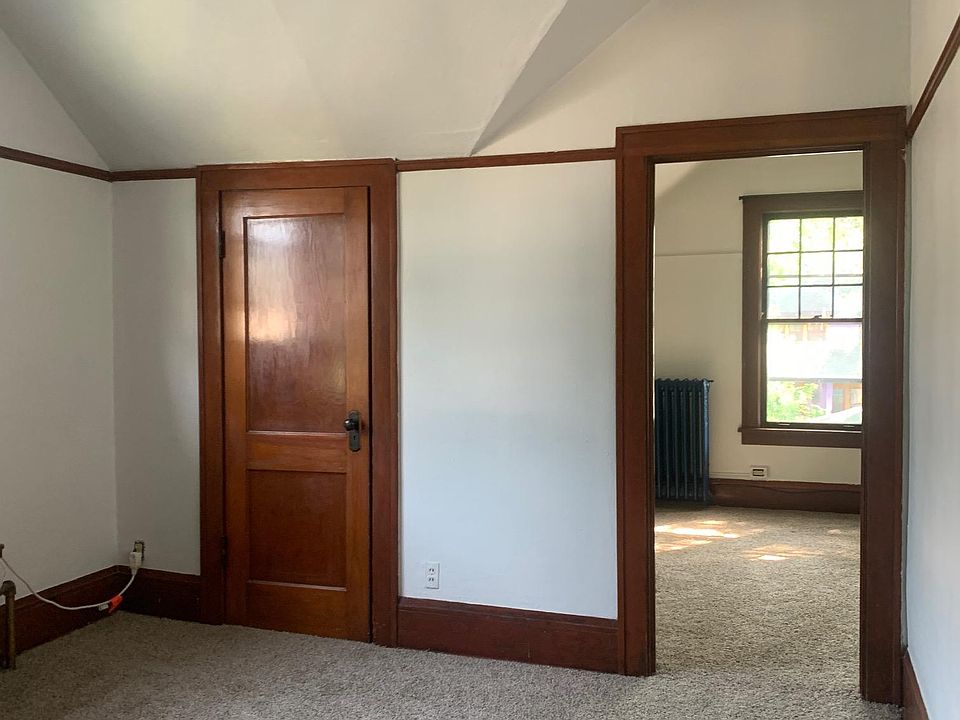 1st image of 1665 Hague Ave #U