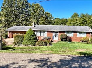 413 Strecker Ln, Marietta, OH 45750