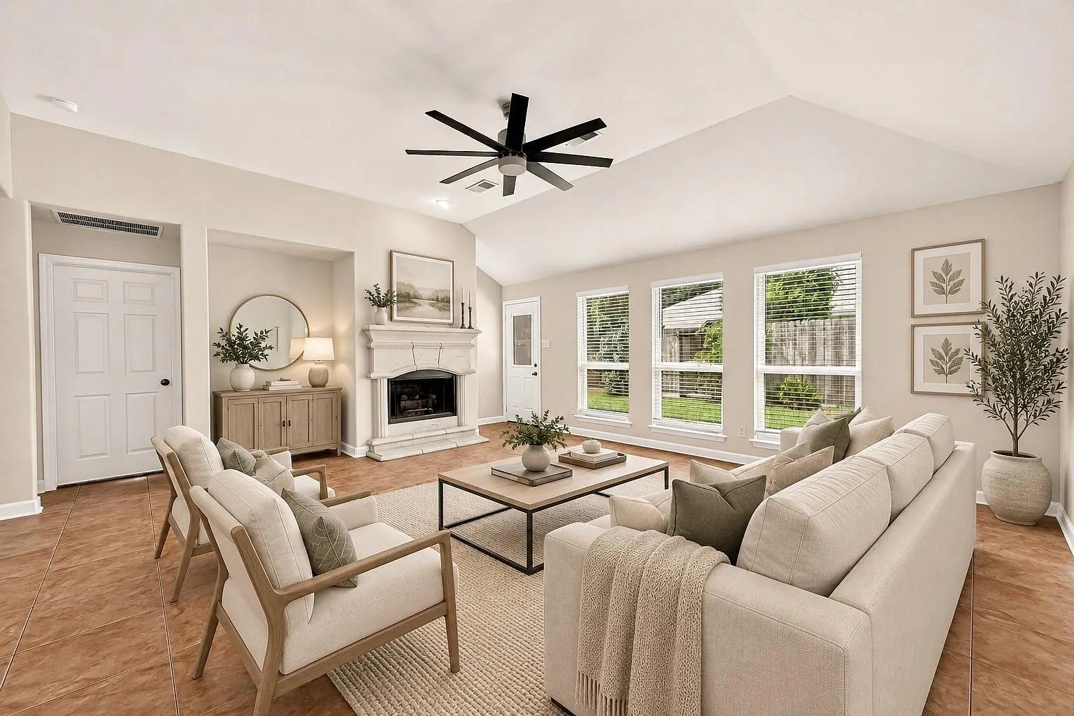 4 bed, 2.0 bath, 2682 sqft, $2,700 — Photo 1