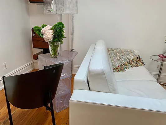 Rented by TurfNYC | media 33