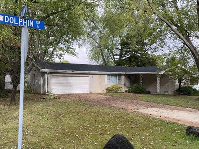 804 Dolphin Dr W, Highland, IL, 62249