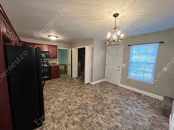5th image of 1248 Brookfield Ct NE
