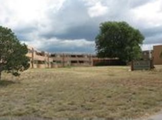 2241 Camino Carlos Rey, Santa Fe, NM 87507