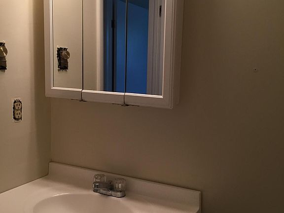 2nd image of 4404 Vine St