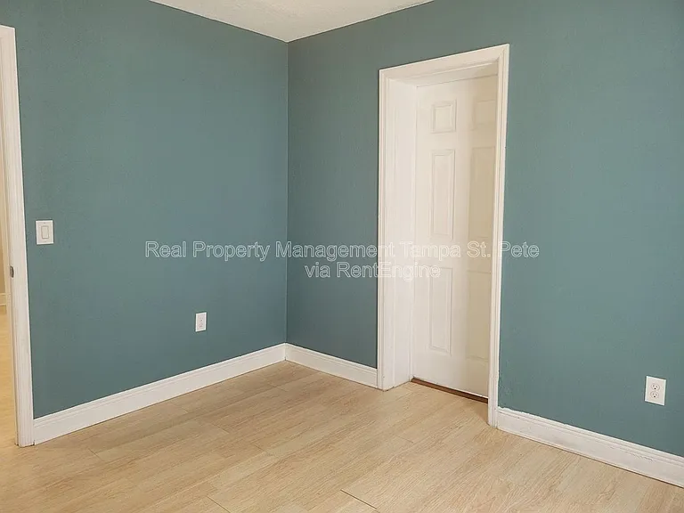 1711 E New Orleans Ave — Photo 19