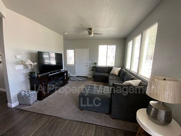 3rd image of 5549 W Dornton Ct