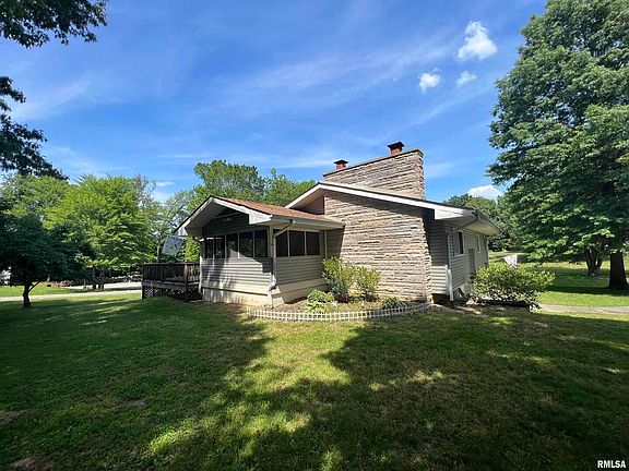 3rd image of 2922 Young Ave