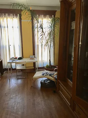 Rented by Warren T Real Estate Corp. | media 19