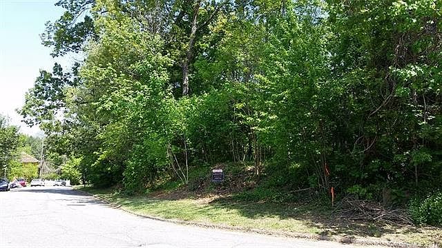 1st image of 279 Cumberland Ave