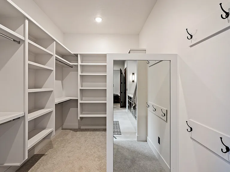 2526 W Rustic Forge St — Photo 31