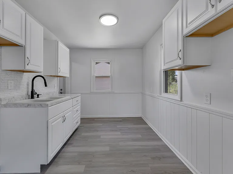 610 Elm St — Photo 7