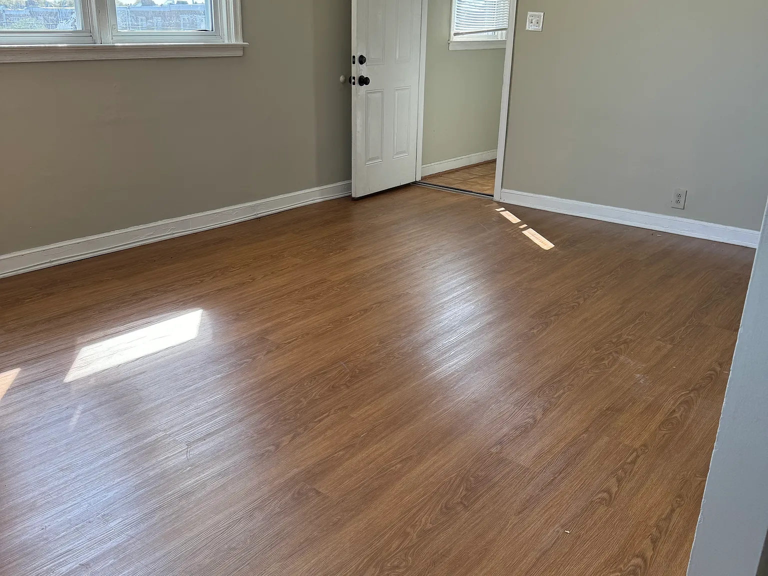 2 bed, 820 sqft, $1,400 — Photo 4