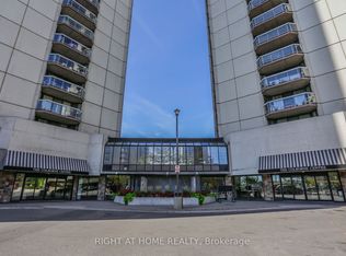 363 Colborne St #905, London, ON N6B 3N3