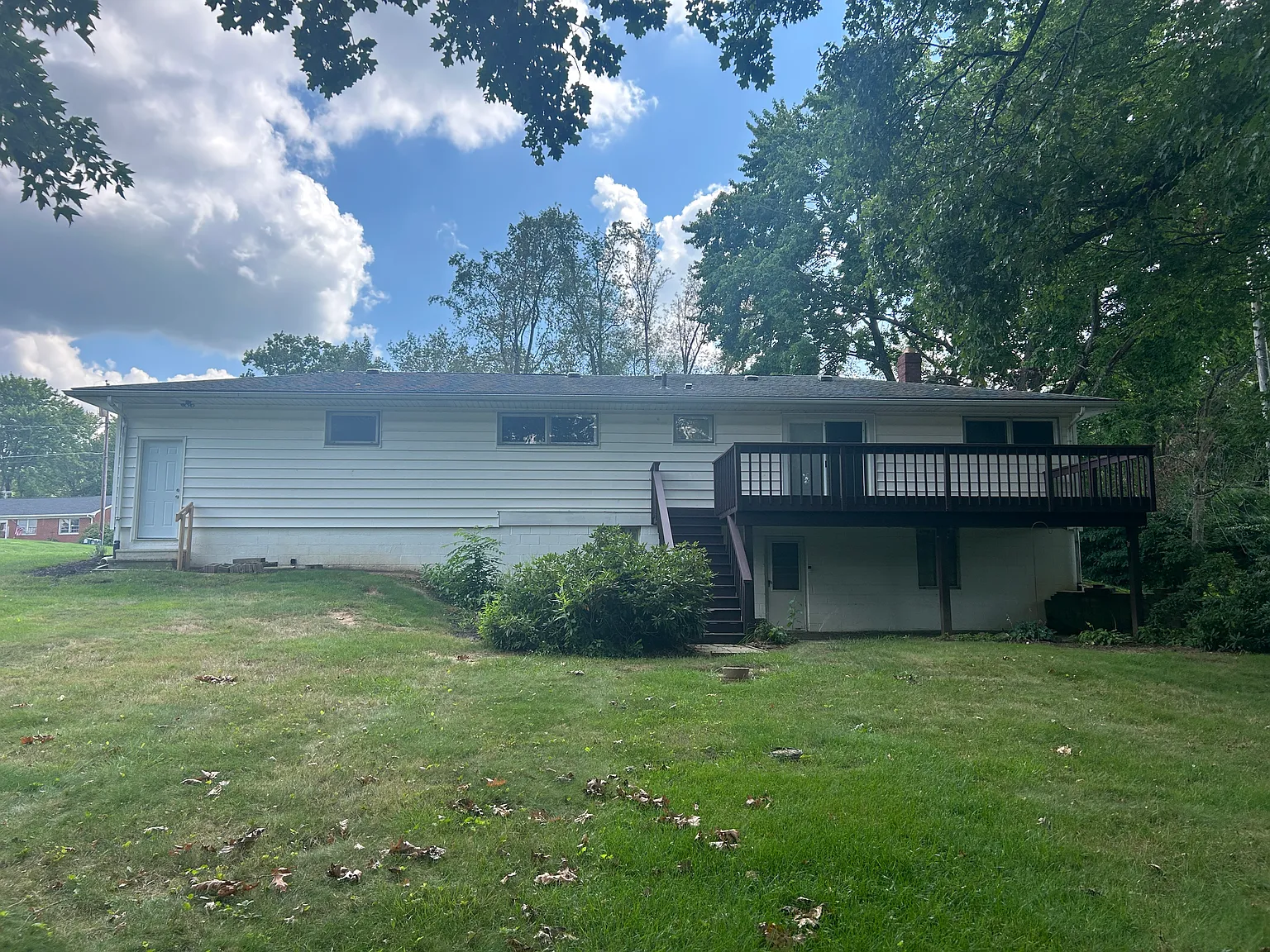 3 bed, 1744 sqft, $2,100 — Photo 2