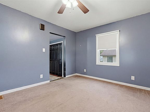 5th image of 224 2nd St