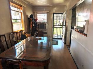 6140 149th St, Flushing, NY 11367