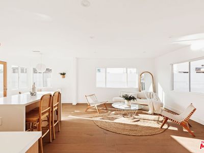 3257 Cattaraugus Ave, Los Angeles, CA, 90034