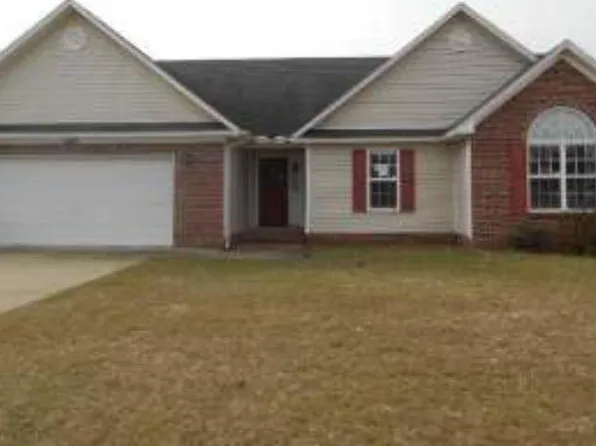 3213 Brookemere Pl, Fayetteville, NC 28304