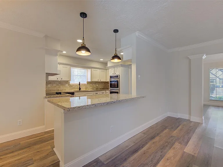 9115 Taidswood Dr — Photo 18