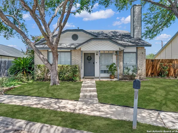 808 Fern Meadow, Universal City, TX 78148