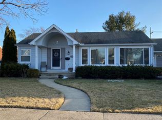 12979 Birrell St, Southgate, MI 48195