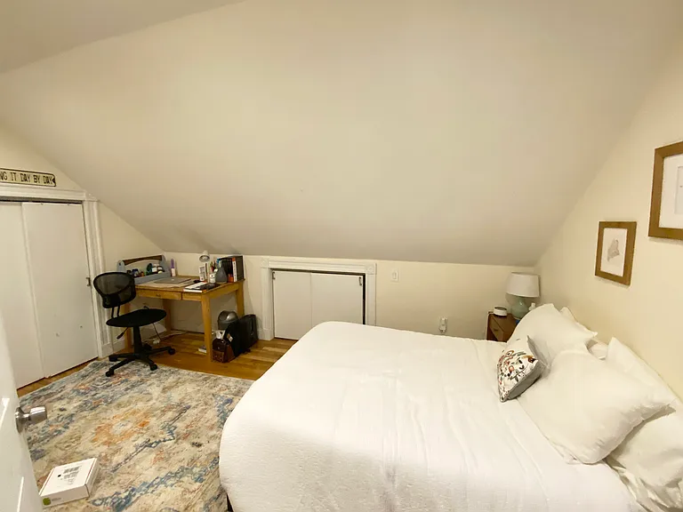 5 Oswald St #3L — Photo 9