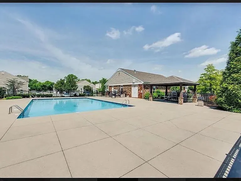 6006 Hillside Ln #1 — Photo 22