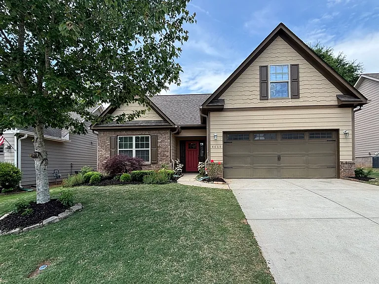 4668 Hidden Creek Dr — Photo 1