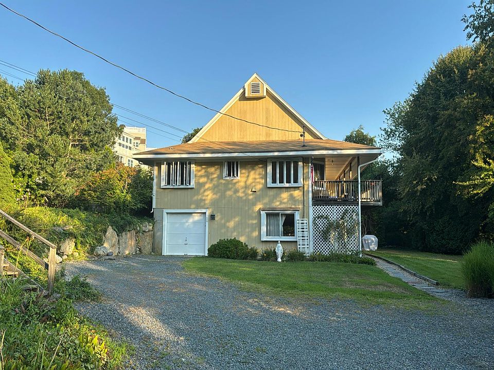 1st image of 26 Dwight Rd