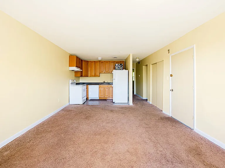 330 Hermitage St #2 — Photo 12