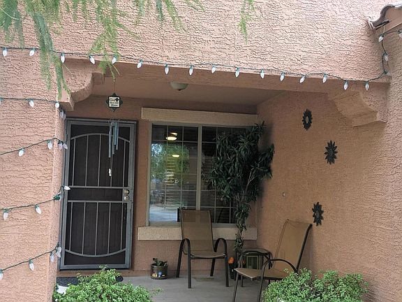 2nd image of 1285 E Daniella Dr