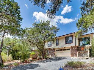 10750 Bar X Trl, Helotes, TX 78023