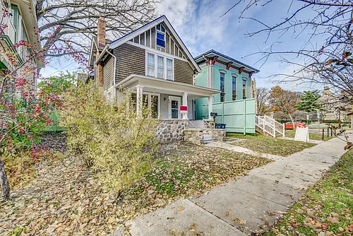 702 Tappan St #1 Photo 1