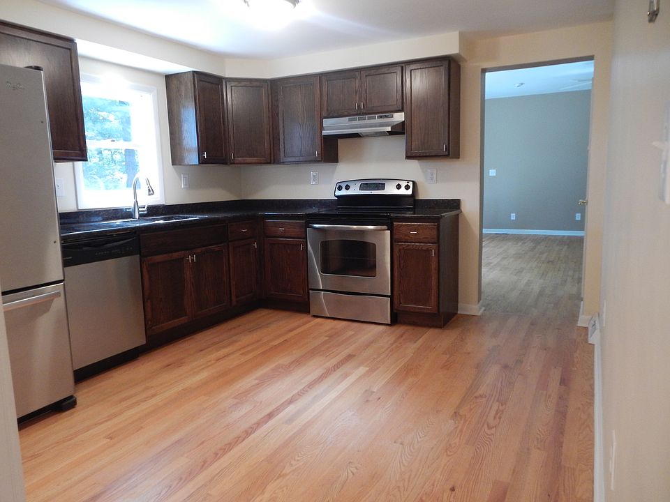 7952 Hickory Rd, Stewartstown, PA 17363 Zillow