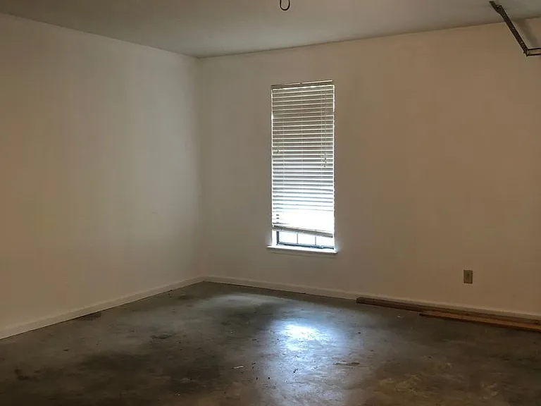 498 Greystone Way — Photo 14
