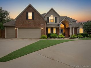 5520 E 90th Ct, Tulsa, OK 74137