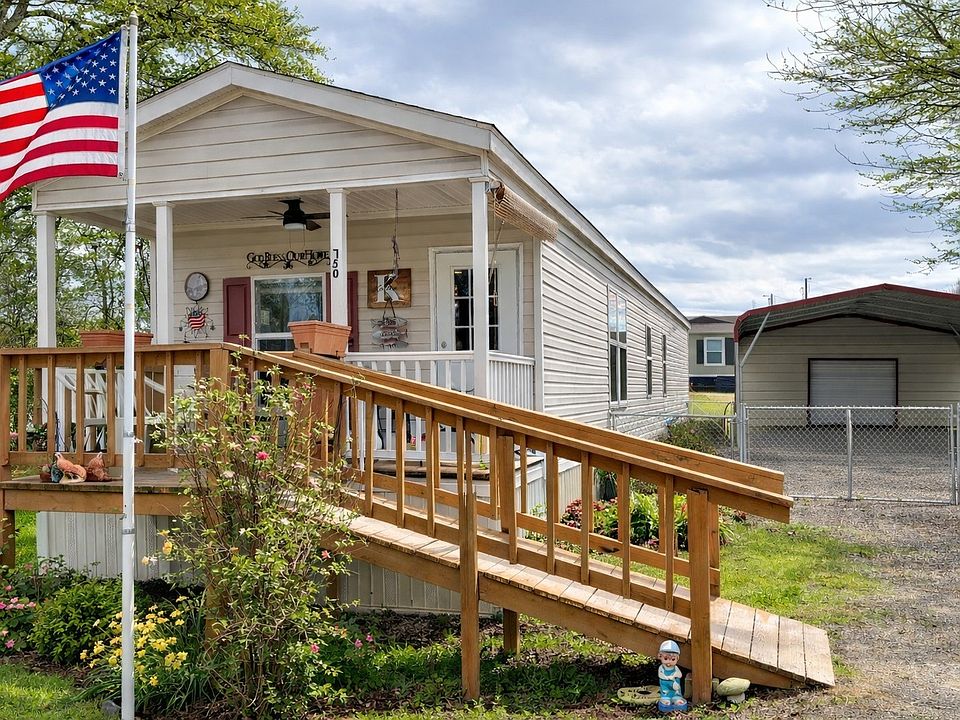 1st image of 750 Waterfront Row