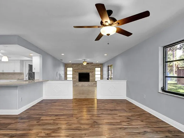 13540 Sedgwick Ave — Photo 18
