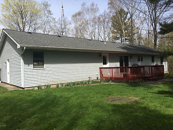 3rd image of 14450 220th Ave