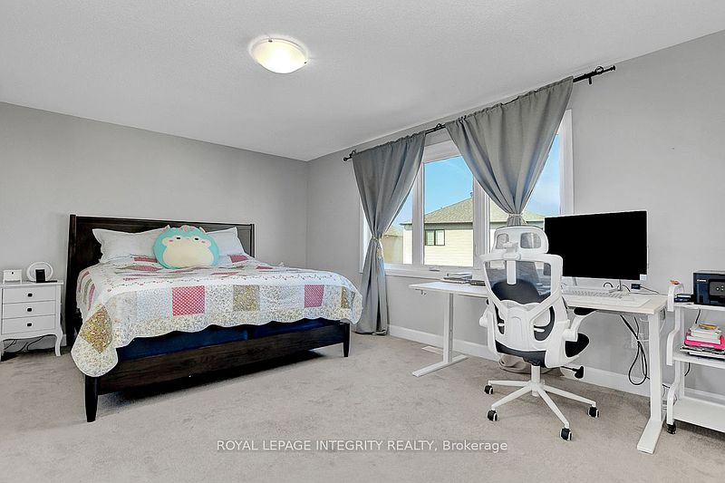 Ottawa House for rent - 4 Bedrooms — photo 16