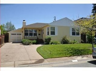 1121 Clovelly Ln, Burlingame, CA 94010