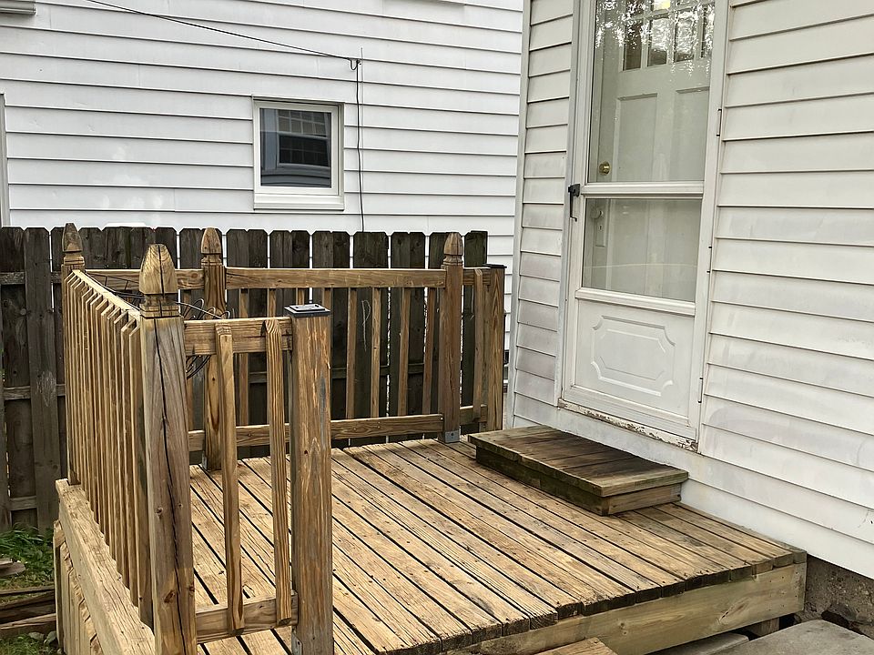 1370 Eaton Rd, photo 22