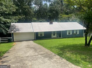 302 Pinewood Dr, Dublin, GA 31021