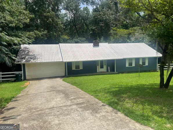 302 Pinewood Dr, Dublin, GA 31021