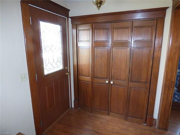 5th image of 1103 Mason St