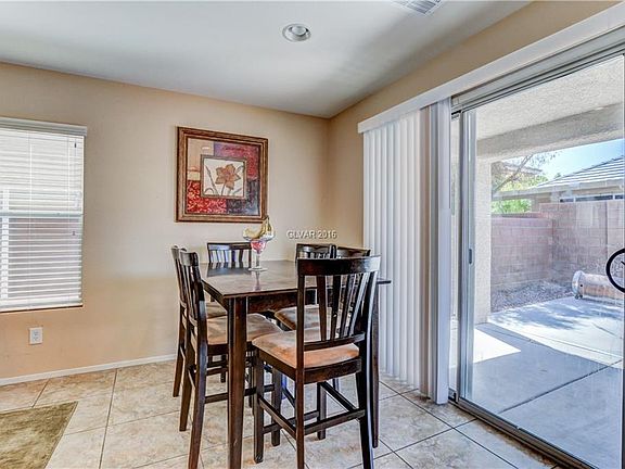 5th image of 10261 Headrick Dr